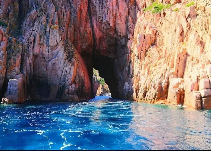 Casa Paula Vila Serriera (Corsica)